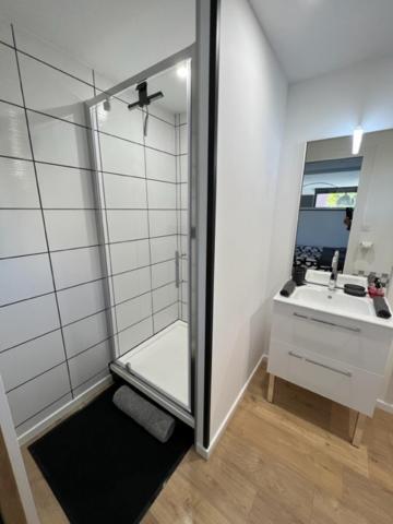 Arques-la-Bataille Charmant Studio Neuf De 40M2 / Tout Confort מראה חיצוני תמונה