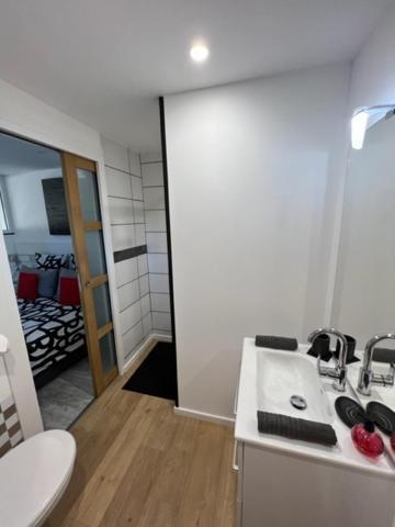 Arques-la-Bataille Charmant Studio Neuf De 40M2 / Tout Confort מראה חיצוני תמונה